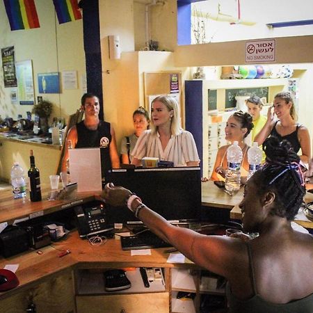Hayarkon Hostel Тел Авив Екстериор снимка