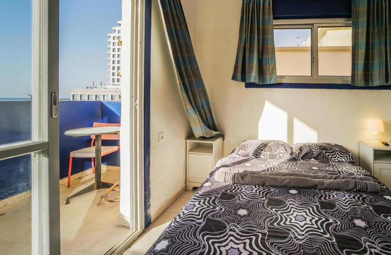 Hayarkon Hostel Тел Авив Екстериор снимка