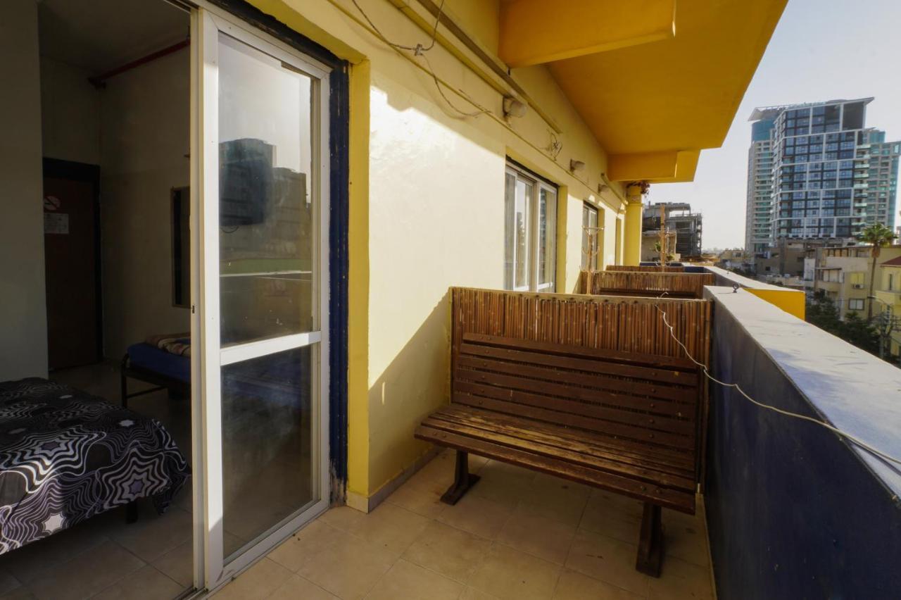 Hayarkon Hostel Тел Авив Екстериор снимка