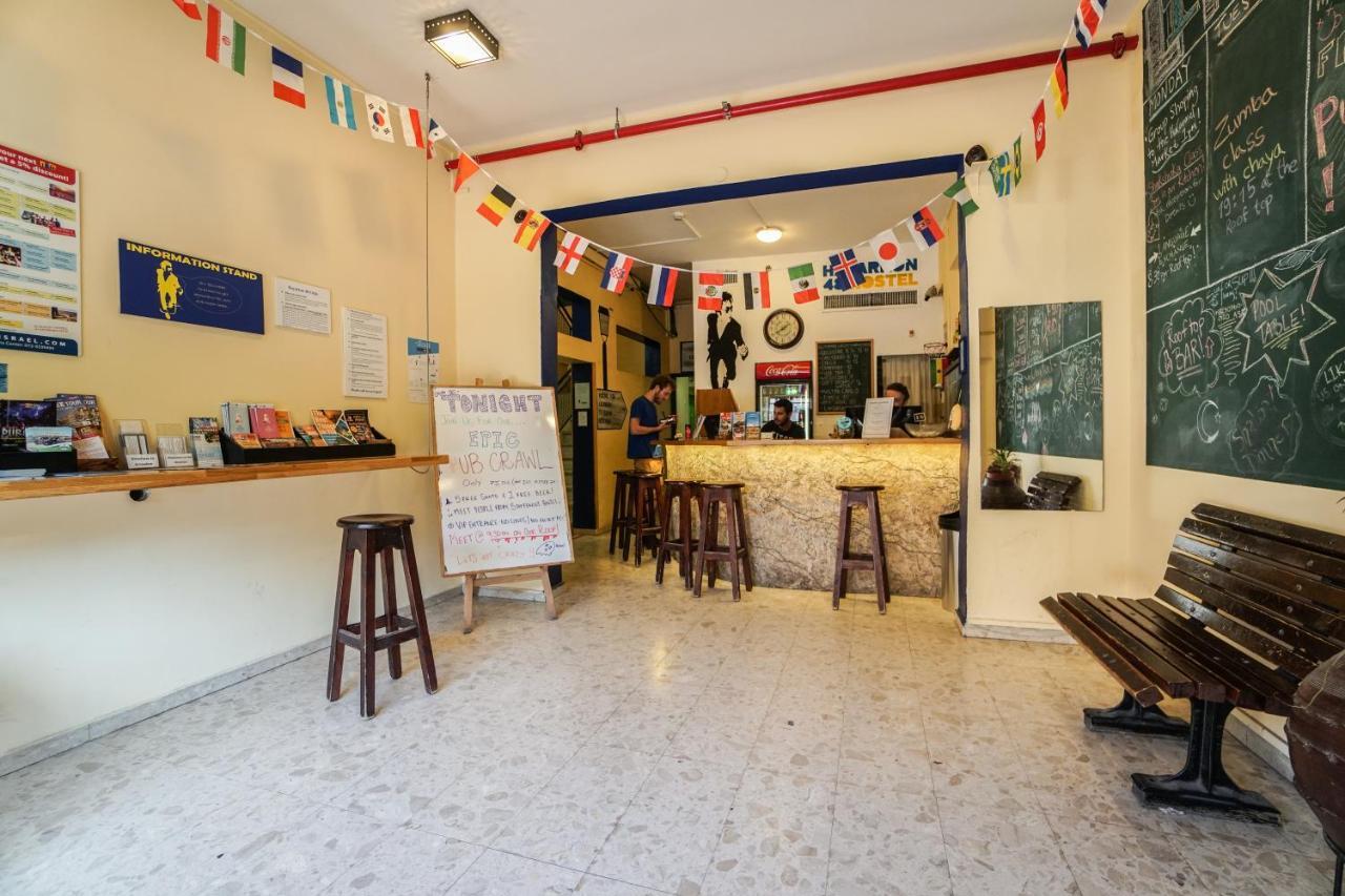 Hayarkon Hostel Тел Авив Екстериор снимка