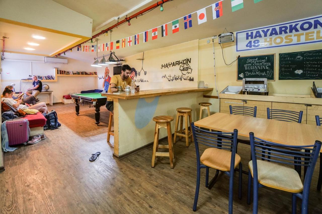 Hayarkon Hostel Тел Авив Екстериор снимка