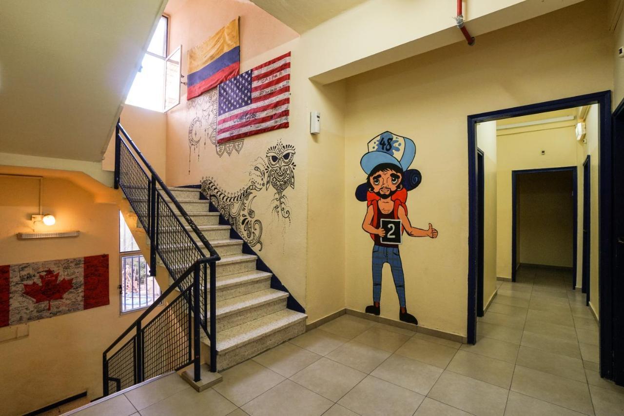 Hayarkon Hostel Тел Авив Екстериор снимка